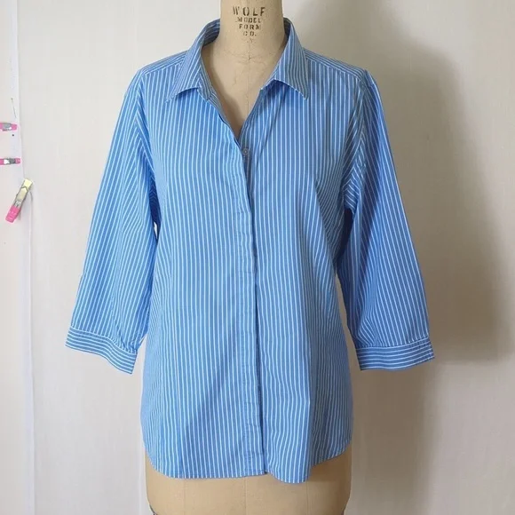 Chico's Classic Blue Pinstripe Blouse Size 3 - Picture 6 of 6